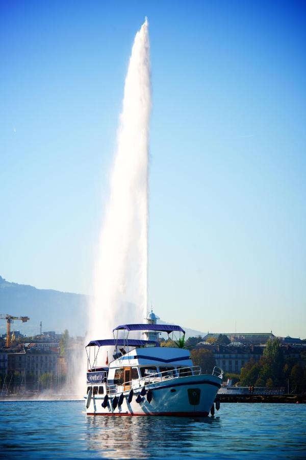 Homeboat-bateau 4* Geneva